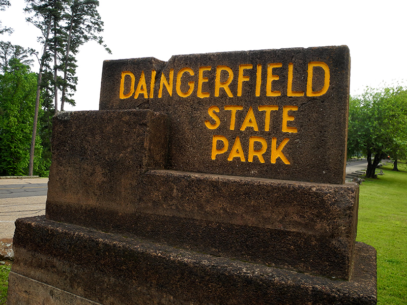 Daingerfield State Park sign